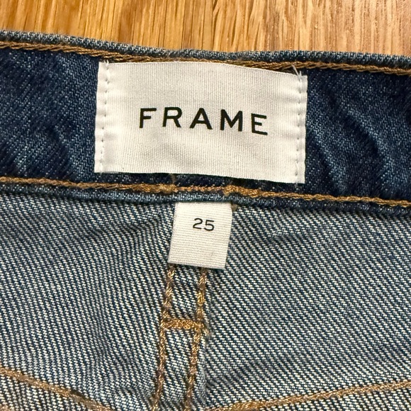 NWT FRAME The Relaxed Straight Jeans Size 25 | Low-Rise Fit | Raw Hem - Picture 7 of 11